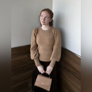 𝚖𝚎𝚎𝚝 𝚢𝚘𝚞𝚛 𝚙𝚘𝚜𝚑𝚎𝚛✨